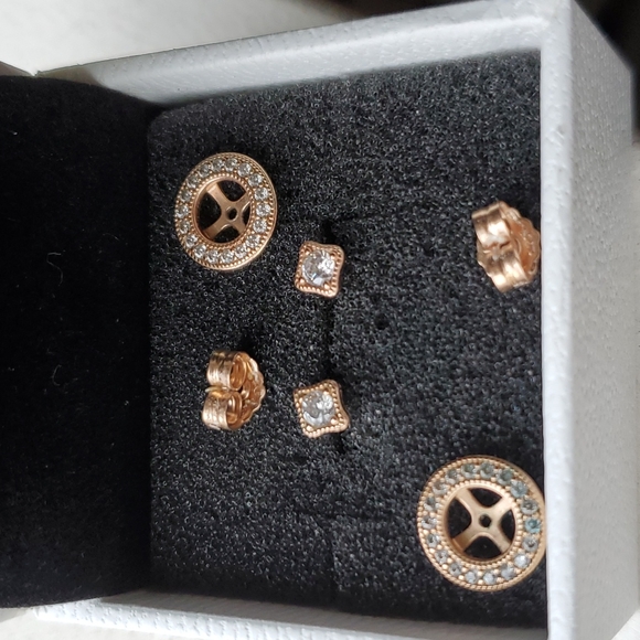 Pandora Circle Stud Earrings in Rose Gold - Picture 5 of 10